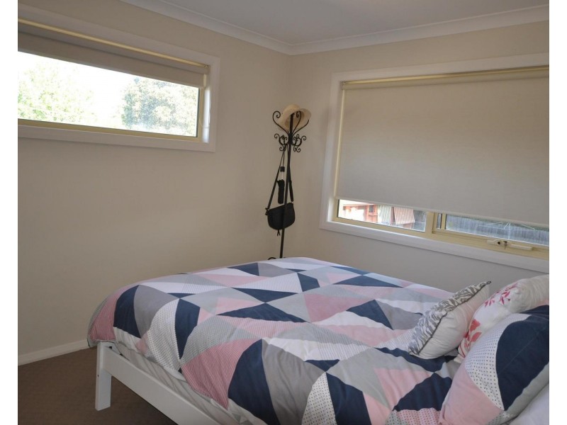 2/17 Morelle Court, Mooroolbark VIC 3138