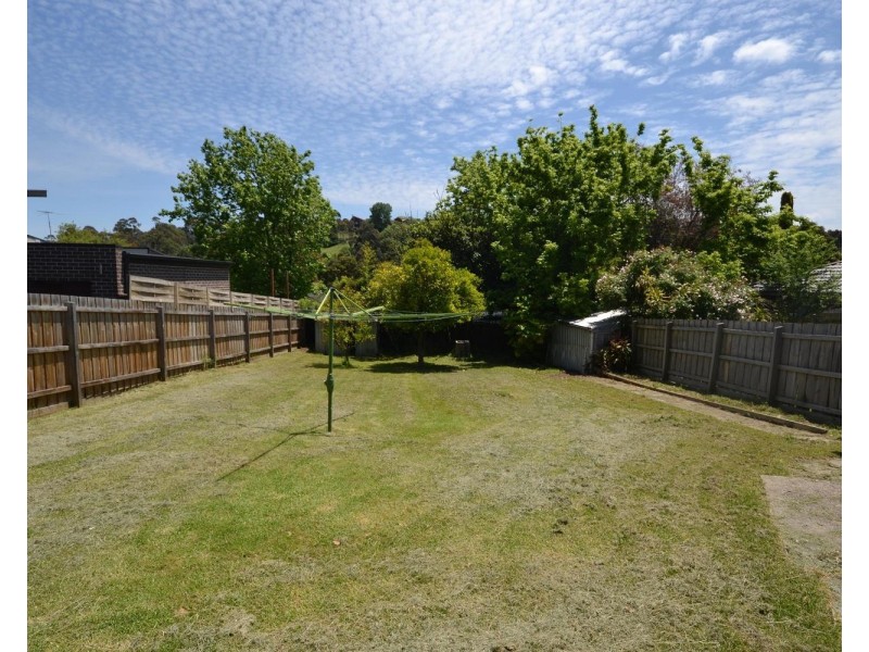 345 Hull Road, Mooroolbark VIC 3138