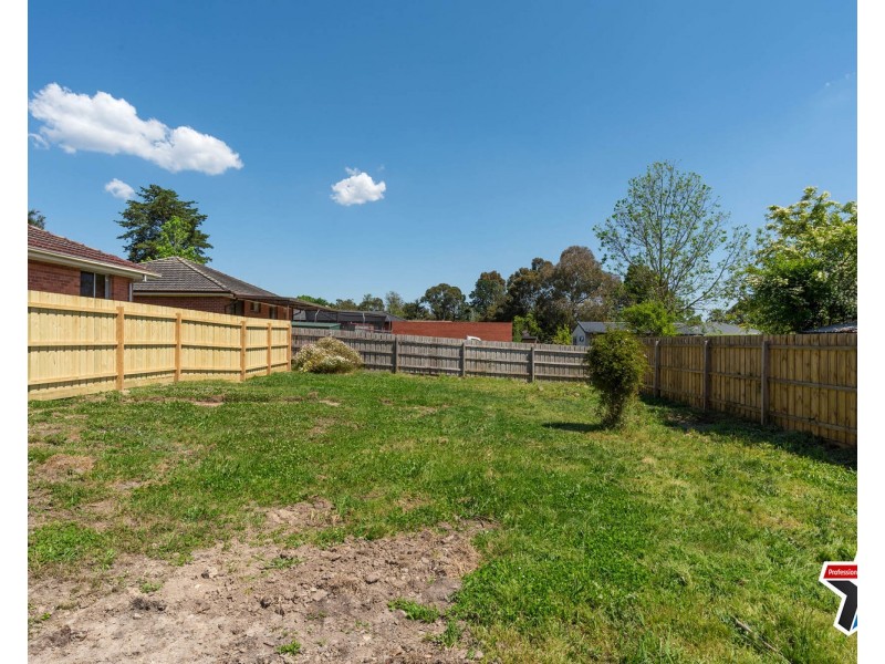 13a Saxon Drive, Mooroolbark VIC 3138