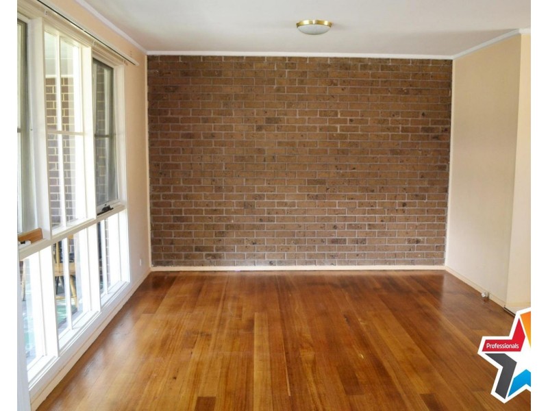 3/64 Warrien Road, Croydon VIC 3136