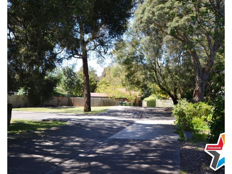 3/64 Warrien Road, Croydon VIC 3136