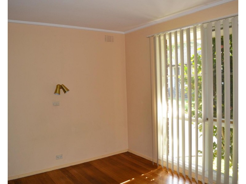 3/64 Warrien Road, Croydon VIC 3136