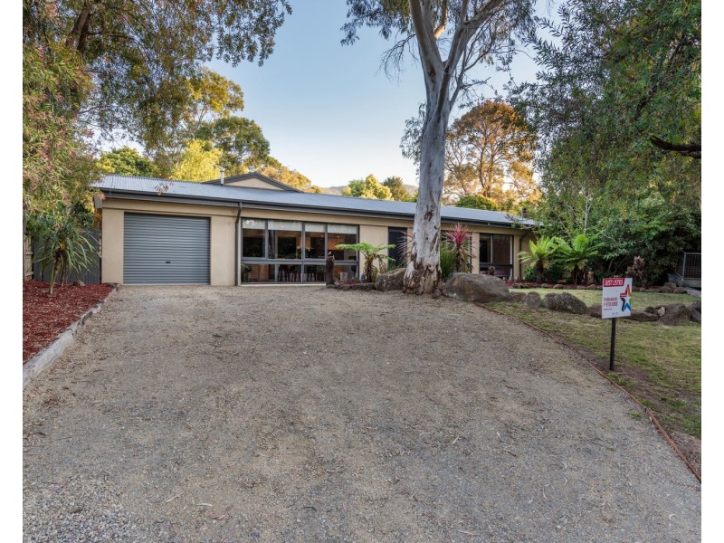 86 Swansea Road, Montrose VIC 3765