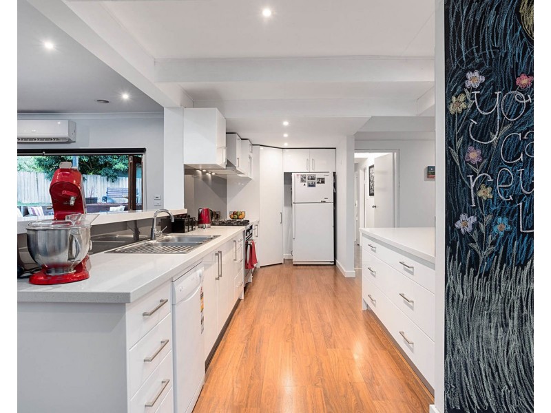 86 Swansea Road, Montrose VIC 3765