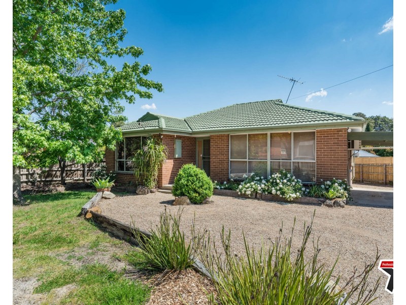 141 Cherylnne Crescent, Kilsyth VIC 3137