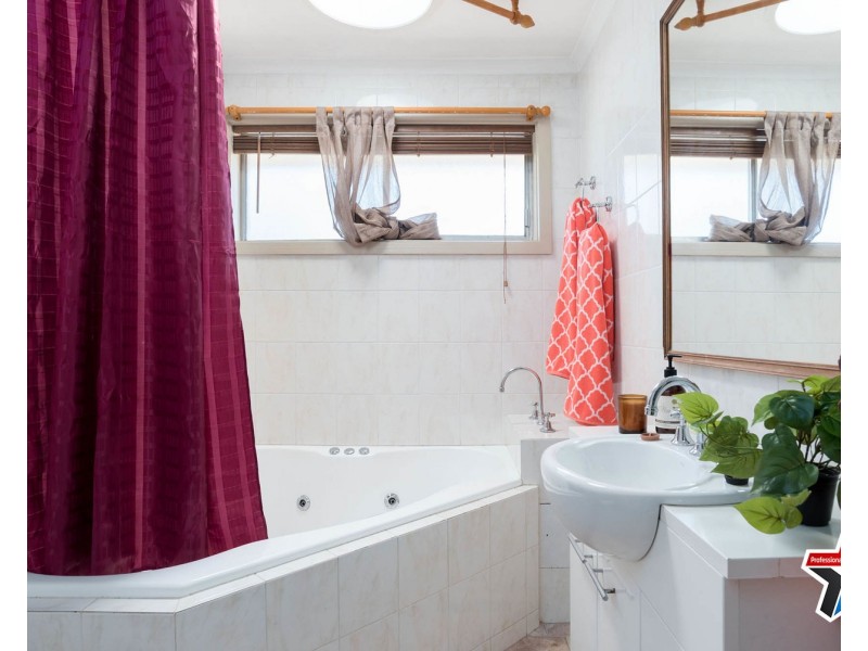 141 Cherylnne Crescent, Kilsyth VIC 3137