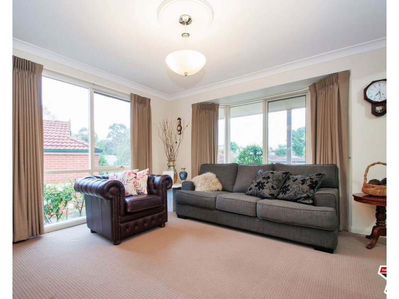 10 Glenview Court, Croydon North VIC 3136