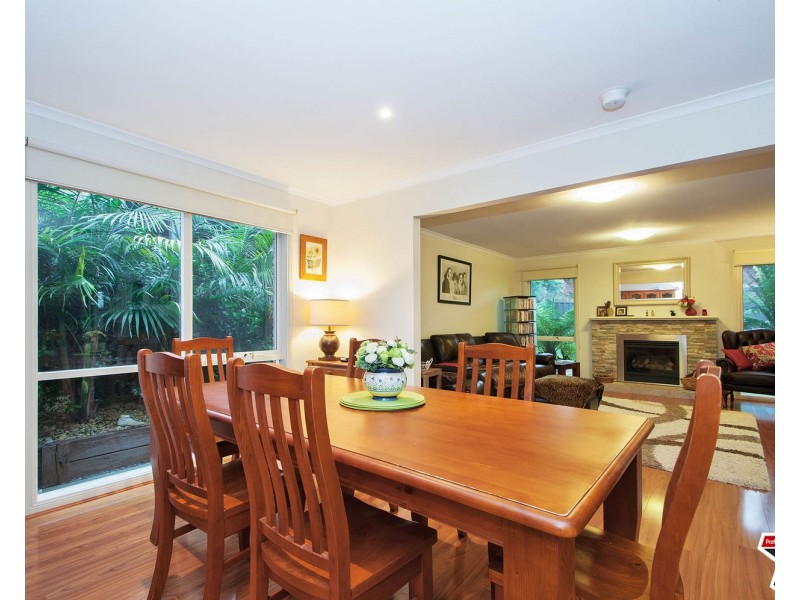 10 Glenview Court, Croydon North VIC 3136