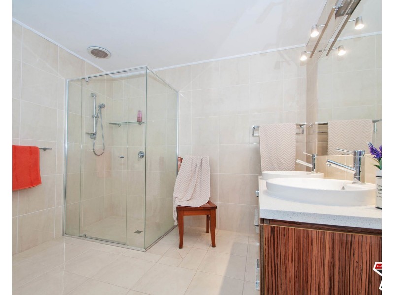 10 Glenview Court, Croydon North VIC 3136