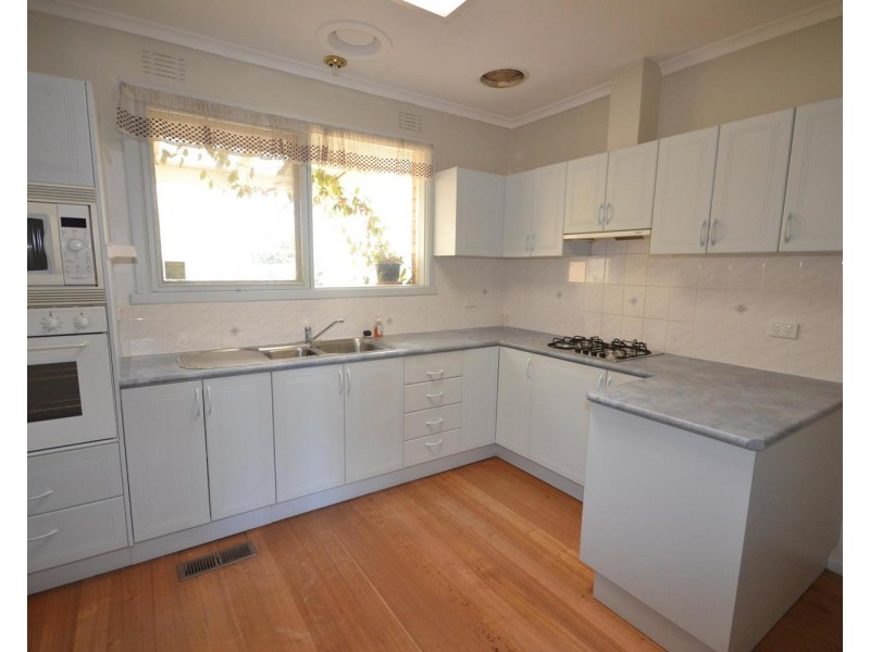 62 Mount View Parade, Croydon VIC 3136