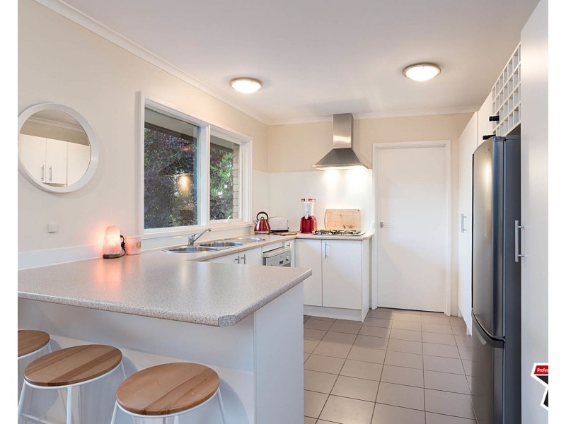 19 Sunrise Hill Road, Montrose VIC 3765