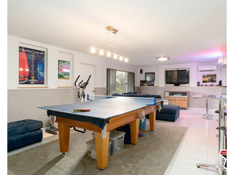 32 Autumn Grove, Mooroolbark VIC 3138