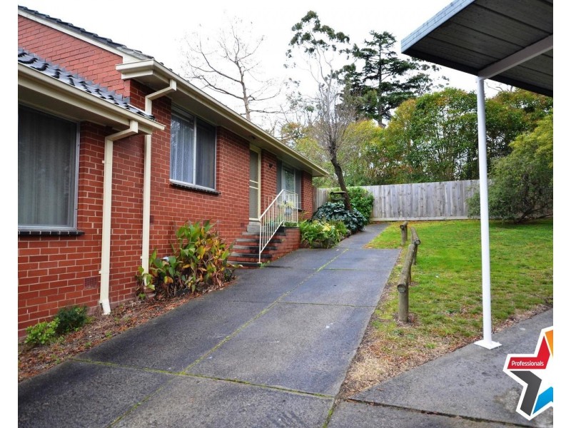 4/16 Newman Road, Mooroolbark VIC 3138