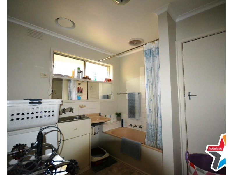 4/16 Newman Road, Mooroolbark VIC 3138