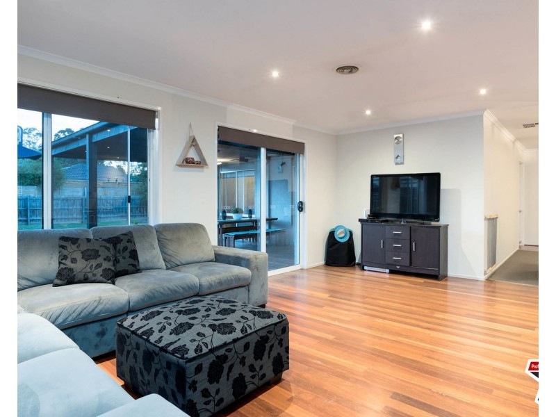 8 Nimblefoot Way, Lilydale VIC 3140