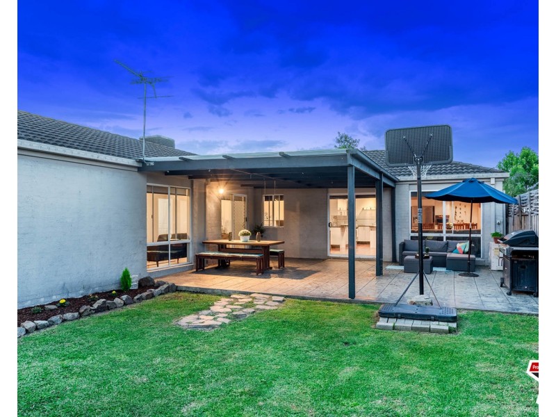 8 Nimblefoot Way, Lilydale VIC 3140