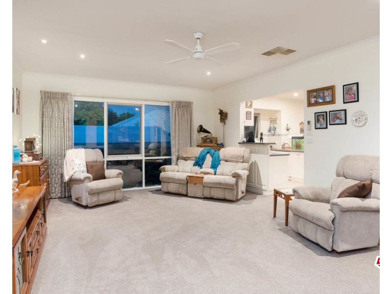 1 Waratah Court, Lilydale VIC 3140