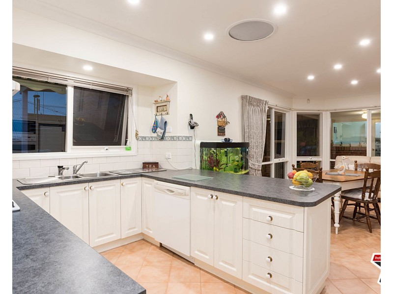 1 Waratah Court, Lilydale VIC 3140