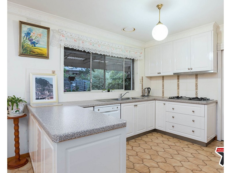 16 Bowen Road, Lilydale VIC 3140