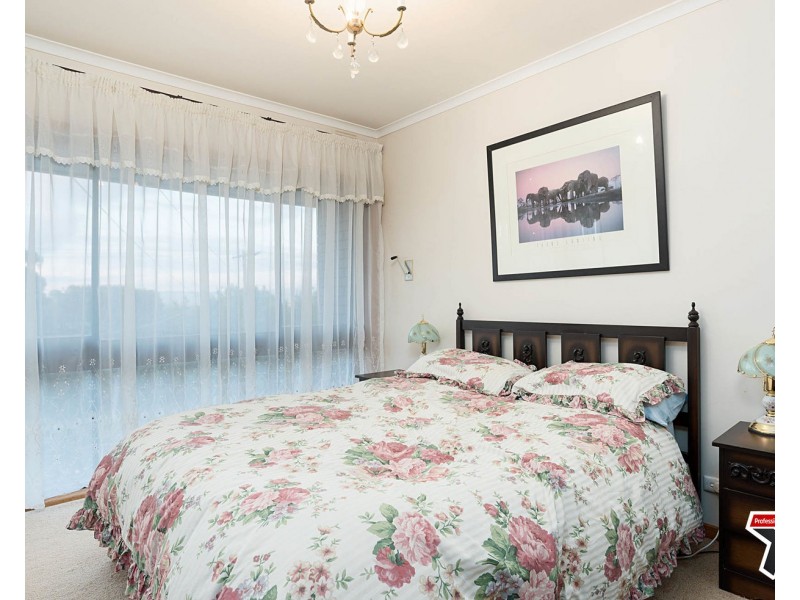 16 Bowen Road, Lilydale VIC 3140