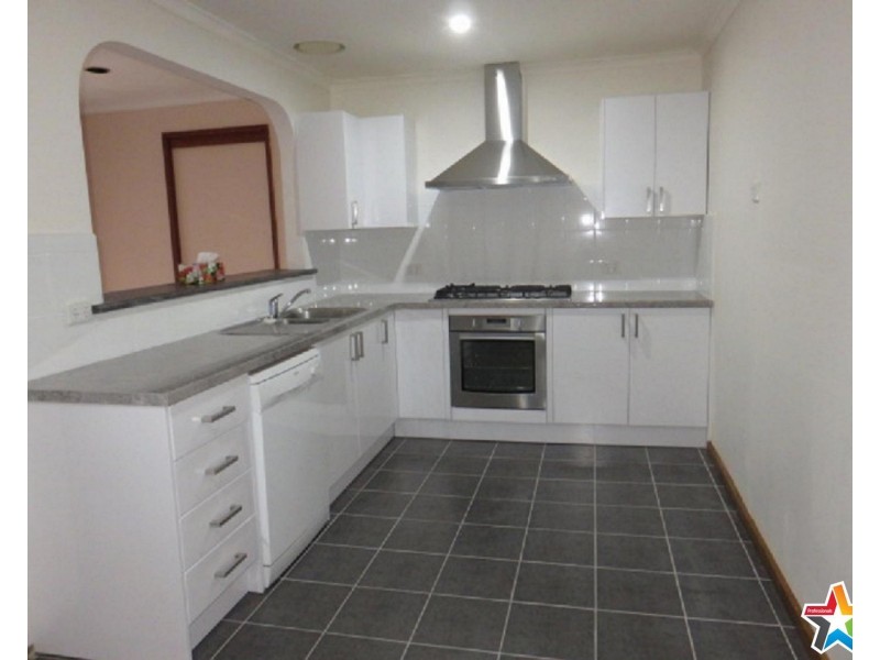 319 Wonga Road, Warranwood VIC 3134