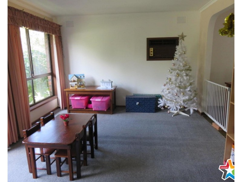 319 Wonga Road, Warranwood VIC 3134