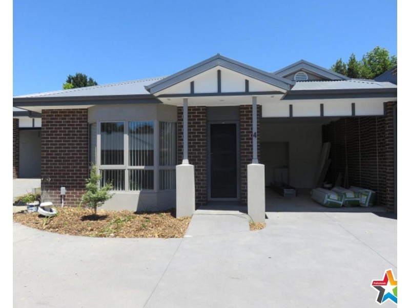 4/45 Newman Road, Croydon VIC 3136