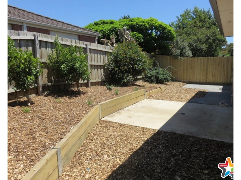 3/45 Newman Road, Croydon VIC 3136