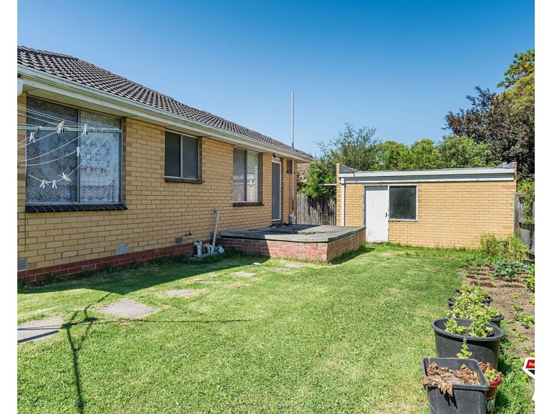 23 Corrong Crescent, Mooroolbark VIC 3138