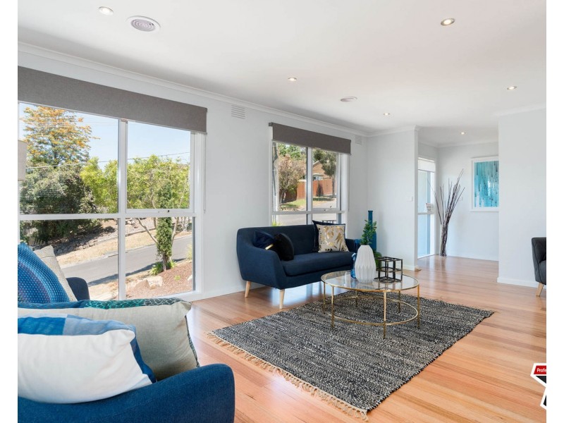 7 Maralee Drive, Mooroolbark VIC 3138