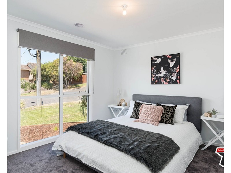 7 Maralee Drive, Mooroolbark VIC 3138