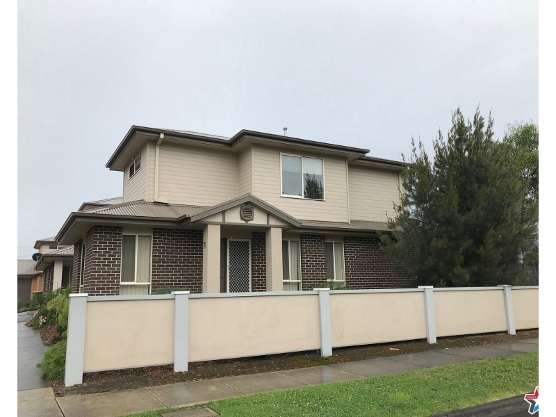 1/15-17  Manchester Road, Mooroolbark VIC 3138
