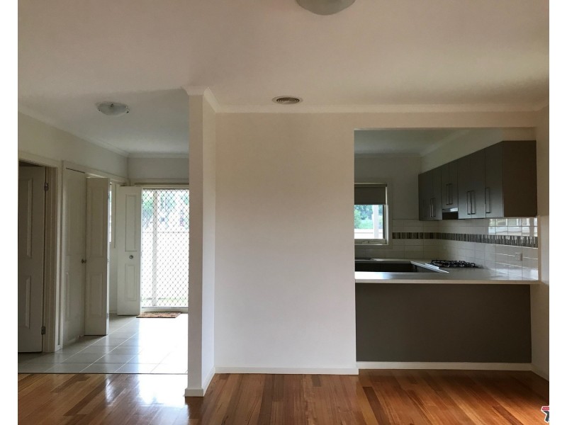 1/15-17  Manchester Road, Mooroolbark VIC 3138