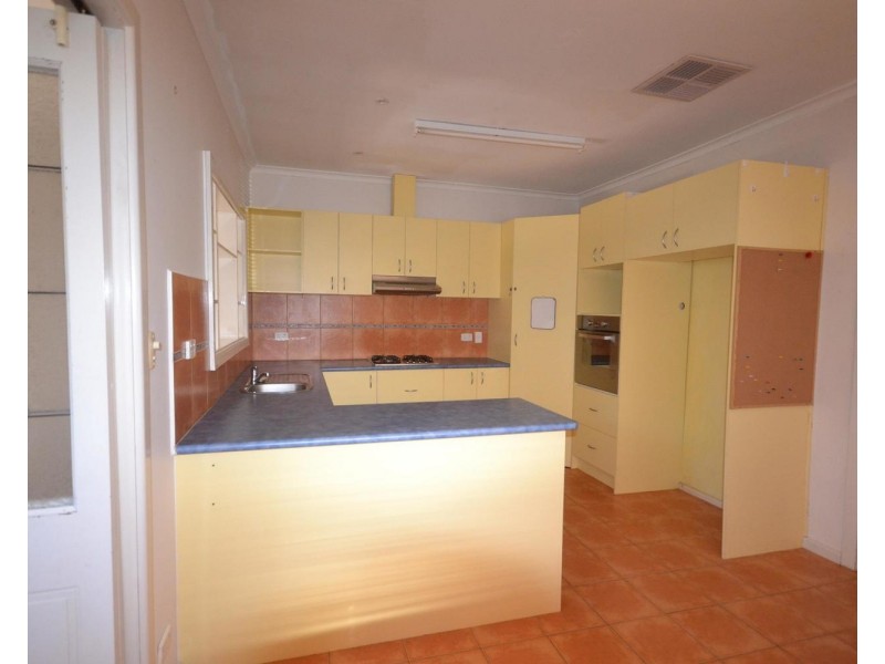 19 Shelley Avenue, Kilsyth VIC 3137