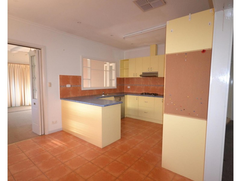 19 Shelley Avenue, Kilsyth VIC 3137