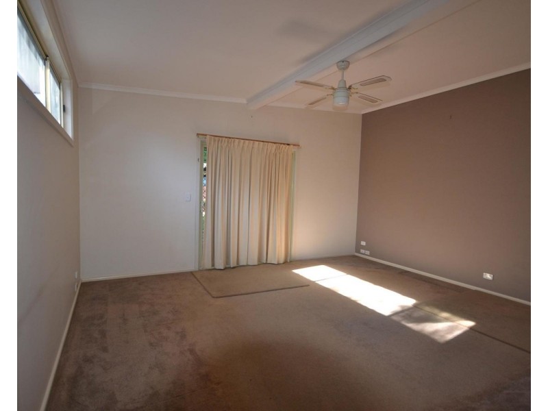 19 Shelley Avenue, Kilsyth VIC 3137