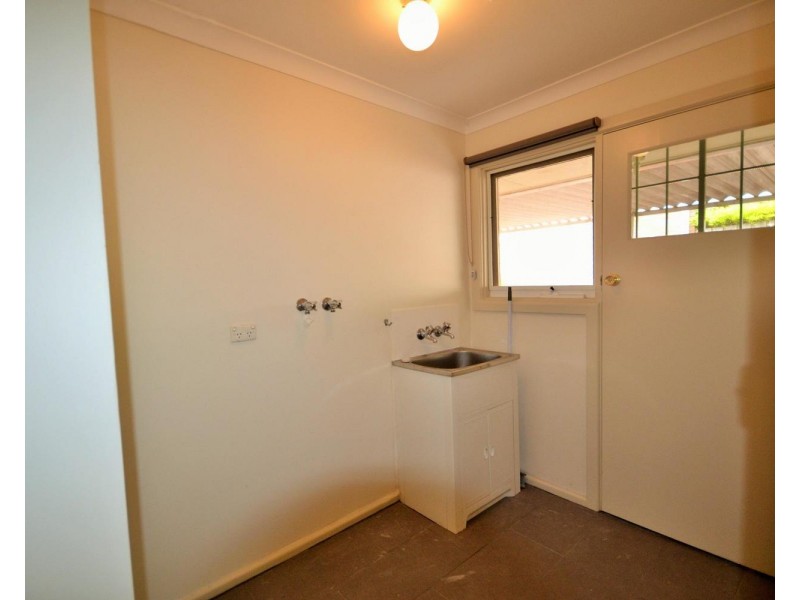 13 Swinburne Avenue, Mooroolbark VIC 3138
