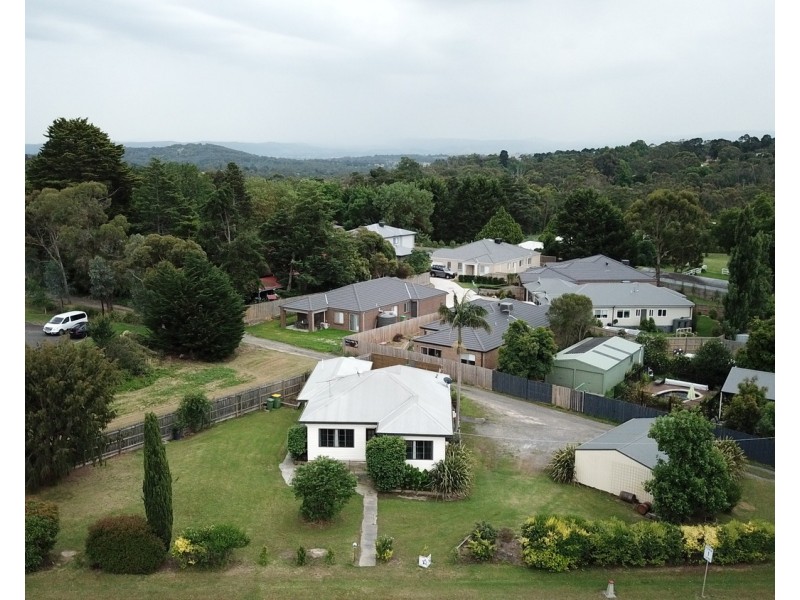 403 Warburton Highway, Wandin North VIC 3139
