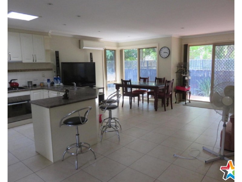 2/73 Cardigan Road, Mooroolbark VIC 3138