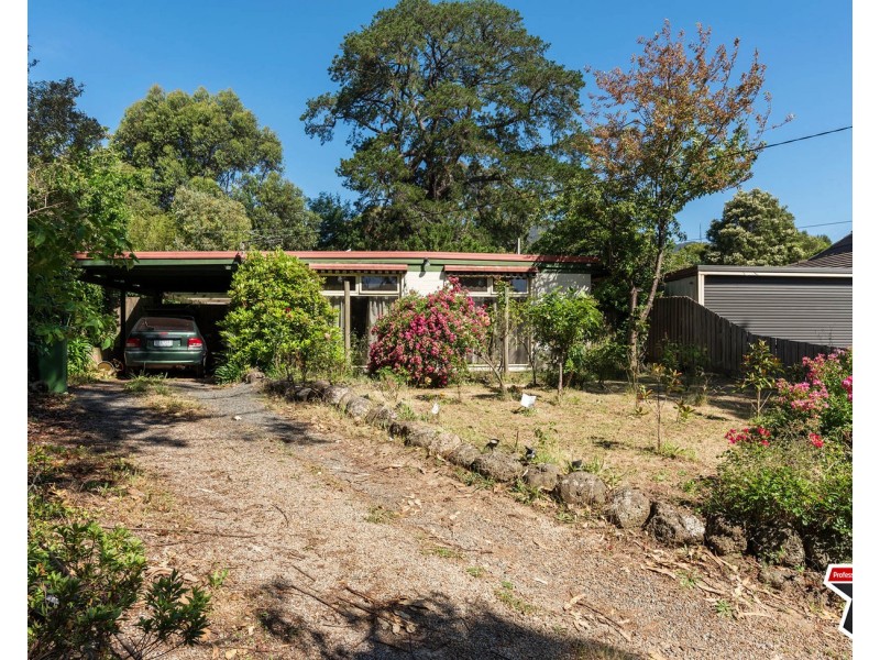 2 Rene Court, Montrose VIC 3765