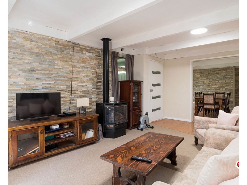 2 Rene Court, Montrose VIC 3765