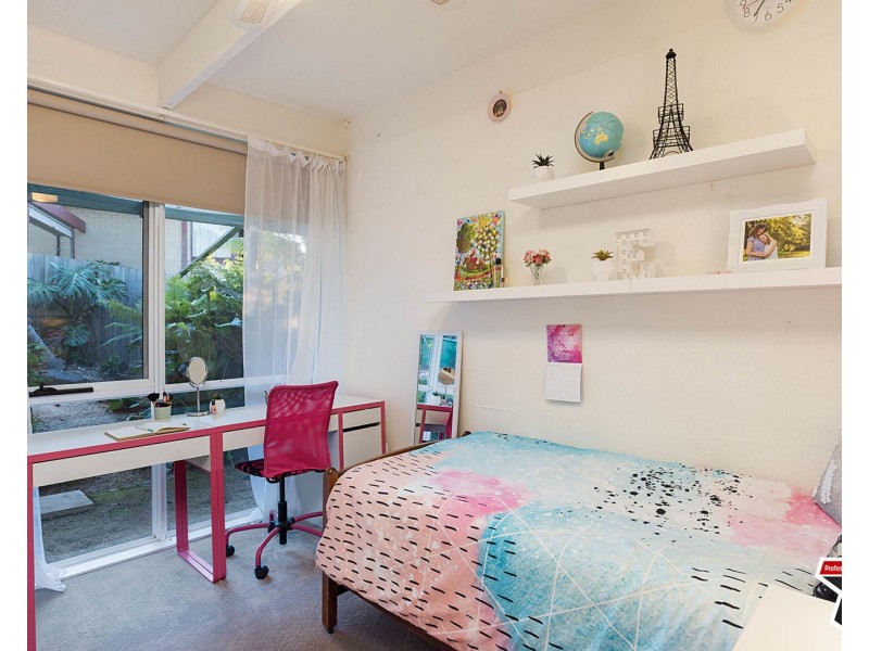 2 Erang Court, Mooroolbark VIC 3138