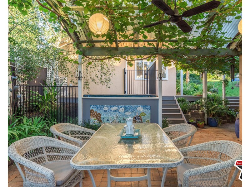 2 Erang Court, Mooroolbark VIC 3138