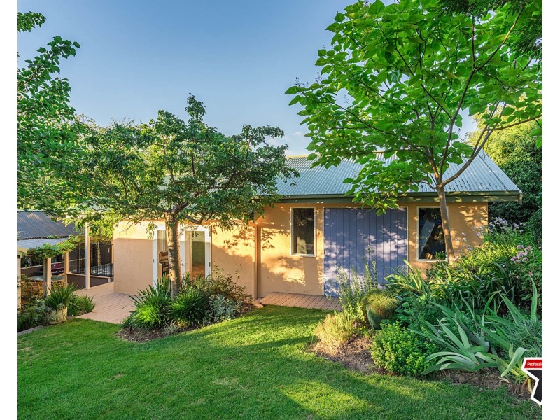2 Erang Court, Mooroolbark VIC 3138
