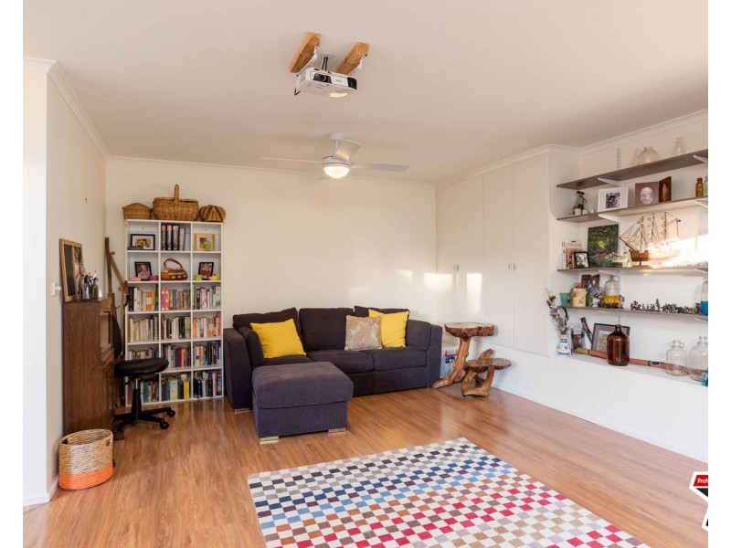 2 Erang Court, Mooroolbark VIC 3138