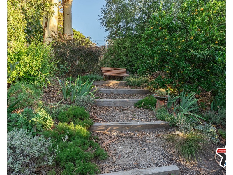 2 Erang Court, Mooroolbark VIC 3138