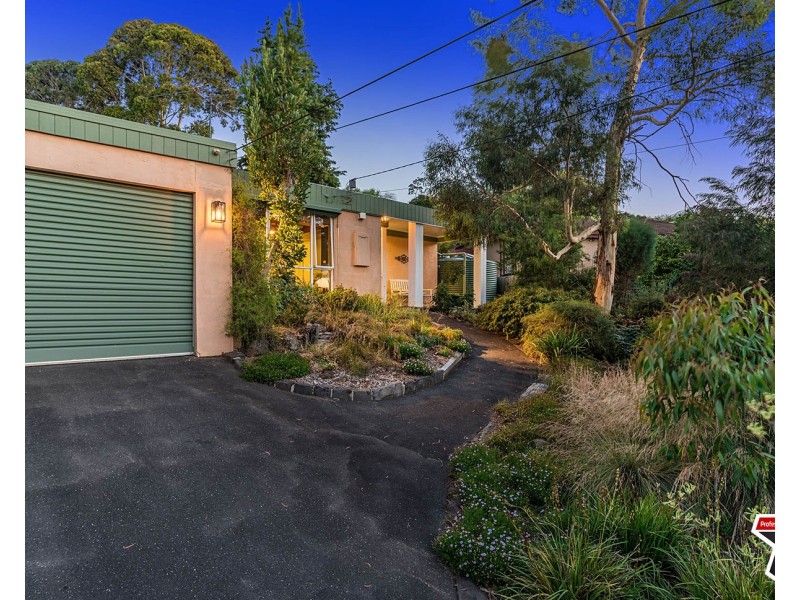 2 Erang Court, Mooroolbark VIC 3138