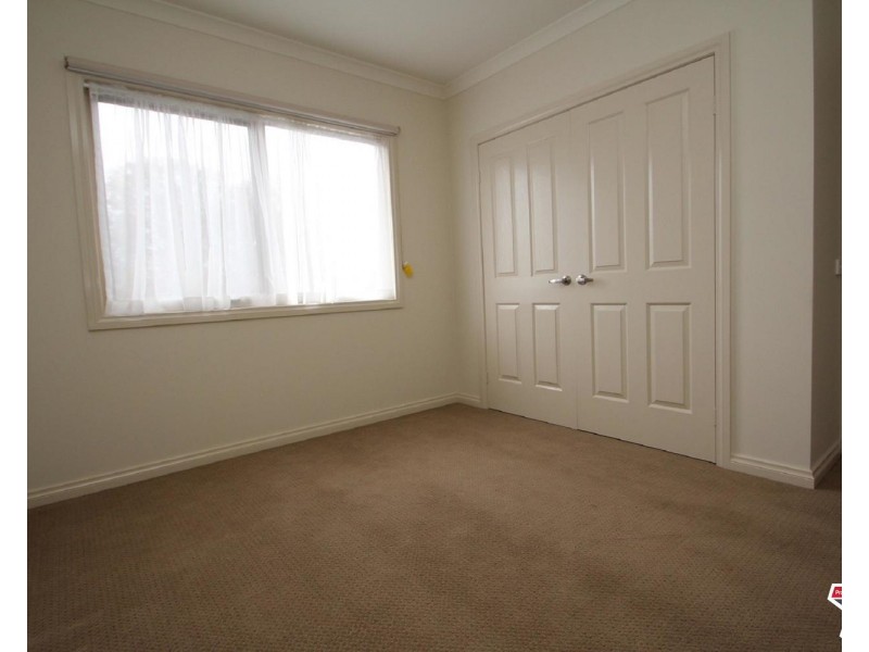 1/13 Railway Crescent, Croydon VIC 3136