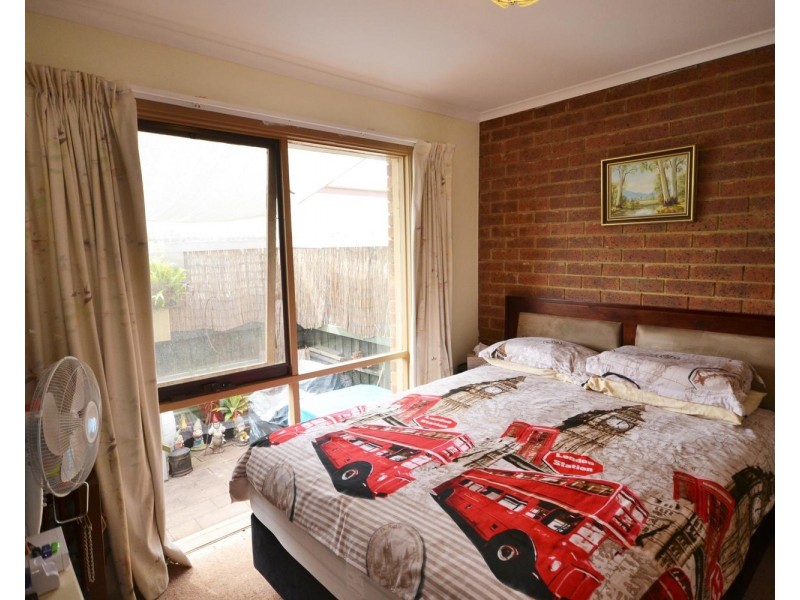 2/24 McComb Street, Lilydale VIC 3140