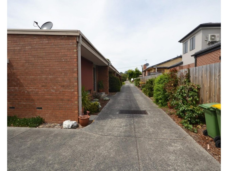 2/24 McComb Street, Lilydale VIC 3140